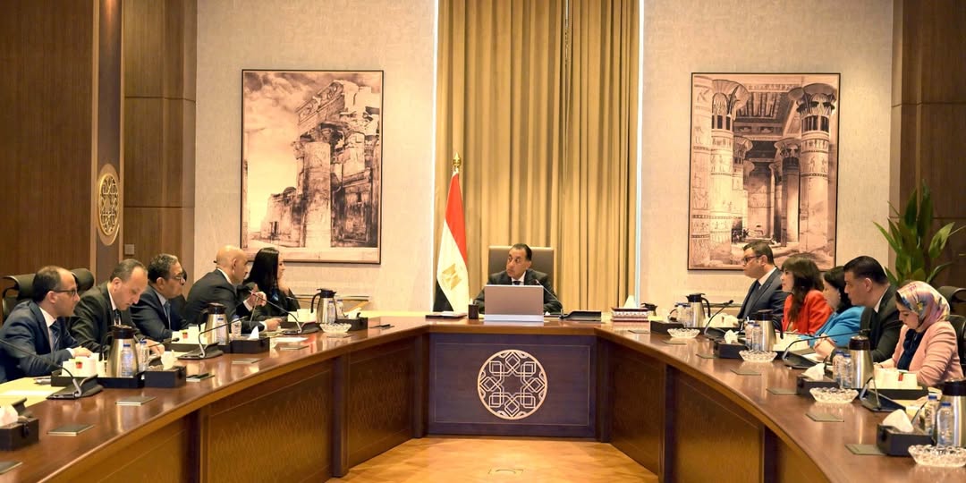 الحكومة تستعرض مقترحات زيادة عدد فصول ودور حضانات الاطفال 
